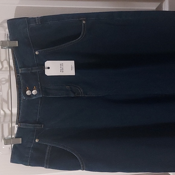 NWT Women's size 29 Wide Leg Trouser Jeans - Picture 4 of 17